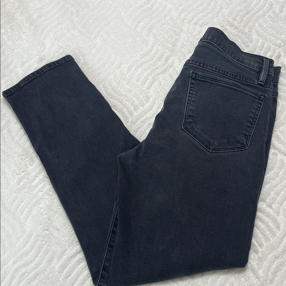 FRAME Le Nouveau Cropped Mid Rise Straight Leg Jeans - Picture 9 of 11